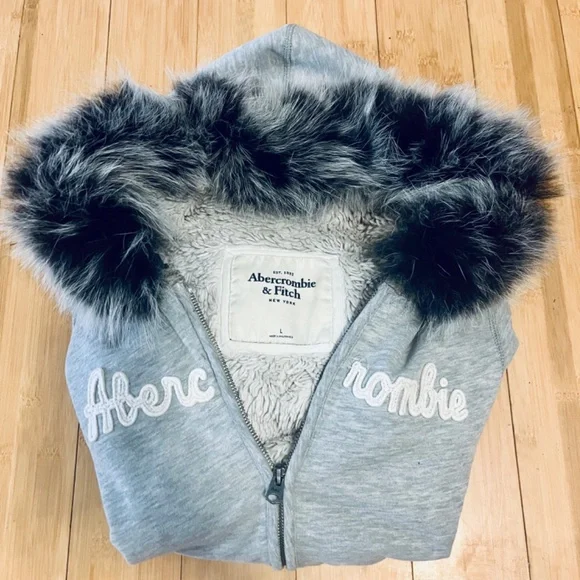 Jacket - Picture 2 of 4